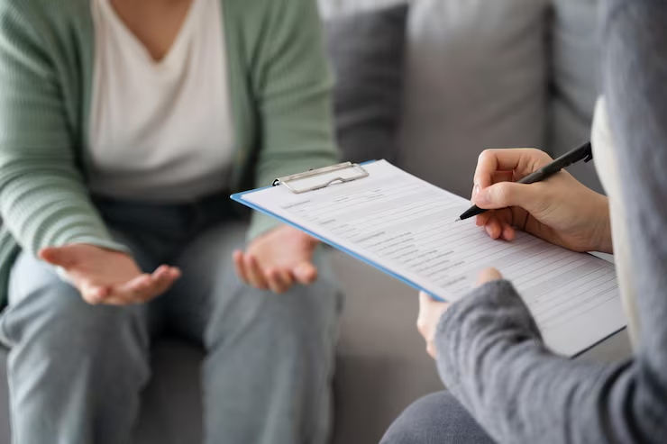 imgi 186 medico psicologo examinar escuchar hablar paciente depresion ansiedad 59017 1727